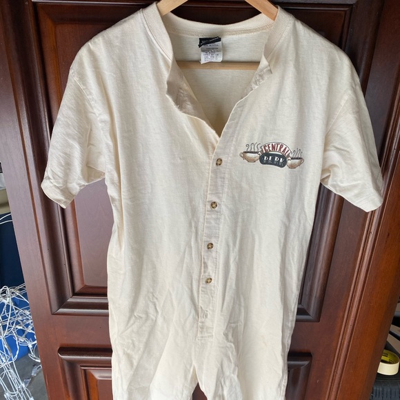 Warner Bros. | Intimates & Sleepwear | Vintage 9s Warner Bros Friends ...